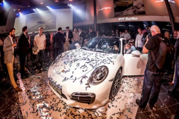 Noul Porsche 911 Turbo a fost lansat în România